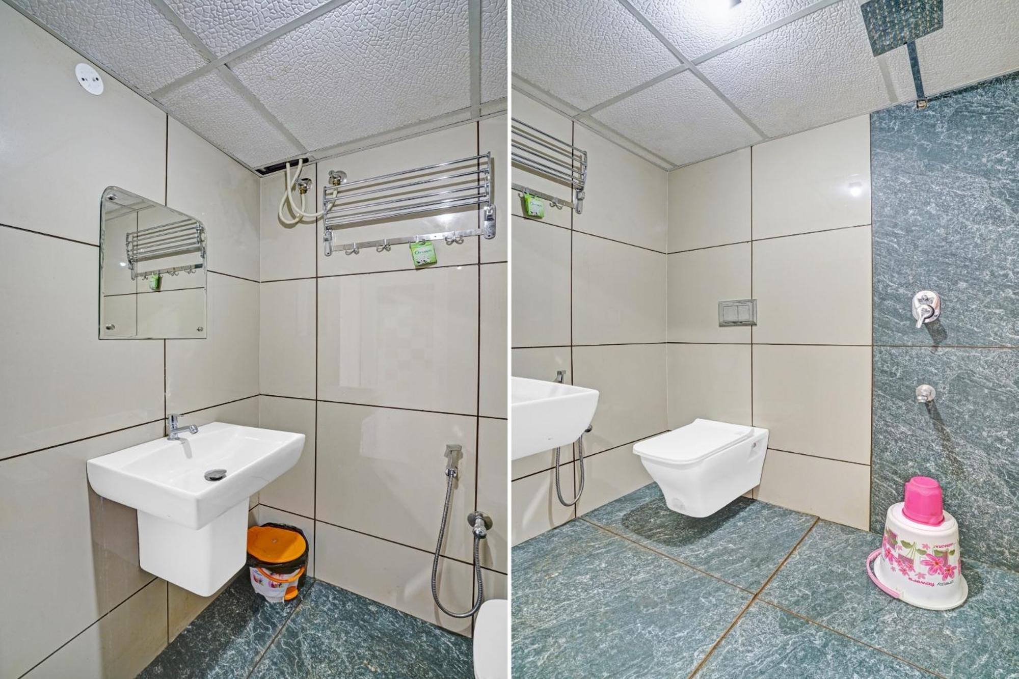 Oyo Flagship 81260 Star Lights Hotel Munnar Exterior photo